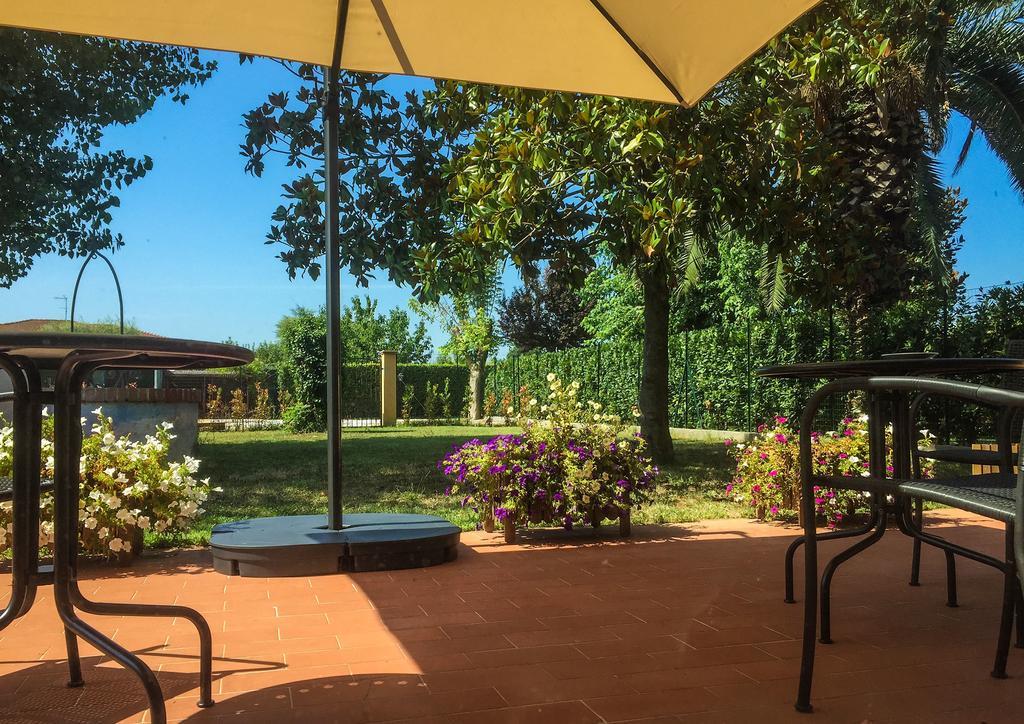 Hotel Il Casale Relais San Giuliano Terme Exterior foto